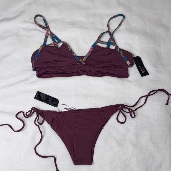 TAVIK JESSI Cutout Triangle Swim Top & JAX Swim Bottom Set Size Large - Picture 3 of 6